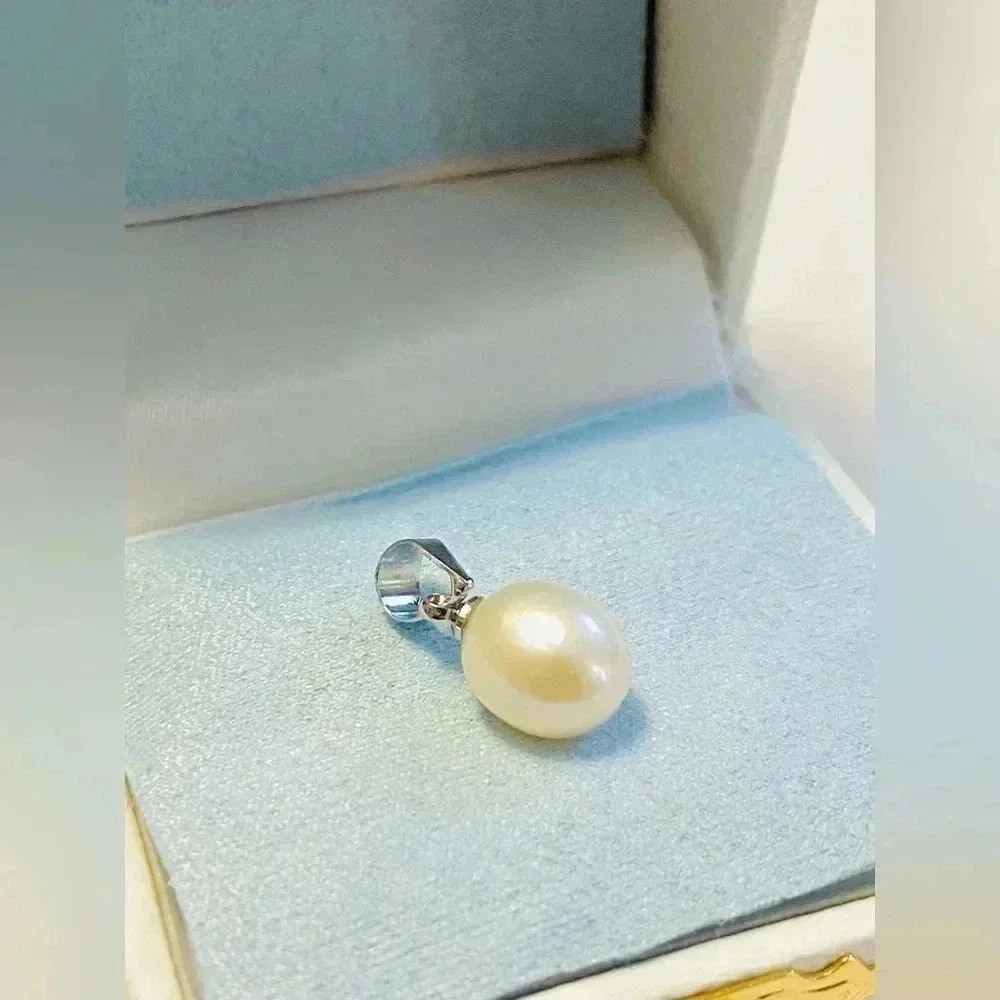 ❤️White pearl pendant ❤️